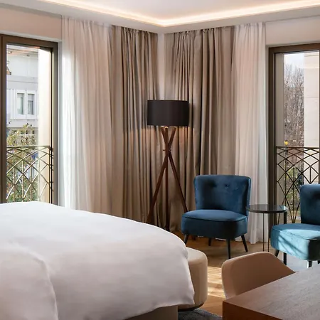 Radisson Collection Hotel, Magdalena Plaza Szálloda 5*