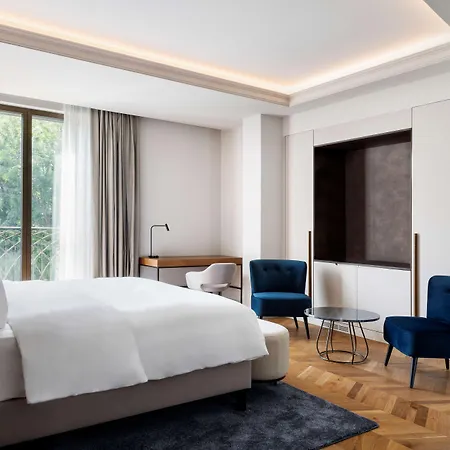 Radisson Collection Hotel, Magdalena Plaza 5* Seville