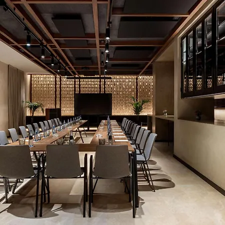 Radisson Collection Hotel, Magdalena Plaza 5* Seville